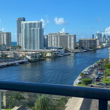 Beachwalk 1B 1B Incredible View Apartment 14 A Hallandale Beach Dış mekan fotoğraf