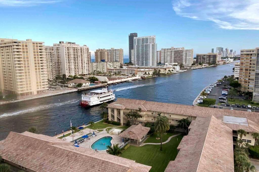 Beachwalk 1B 1B Incredible View Apartment 14 A Hallandale Beach Dış mekan fotoğraf