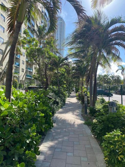 Beachwalk 1B 1B Incredible View Apartment 14 A Hallandale Beach Dış mekan fotoğraf