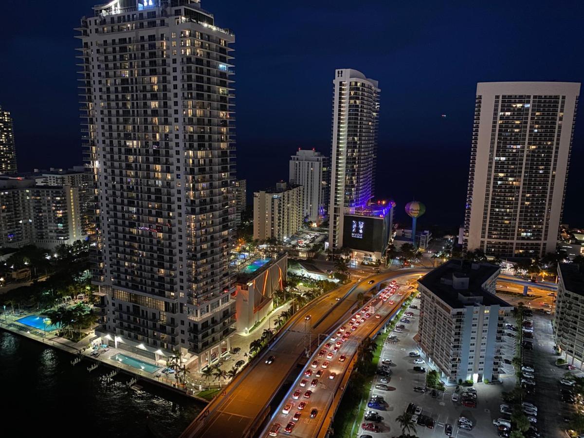 Beachwalk 1B 1B Incredible View Apartment 14 A Hallandale Beach Dış mekan fotoğraf